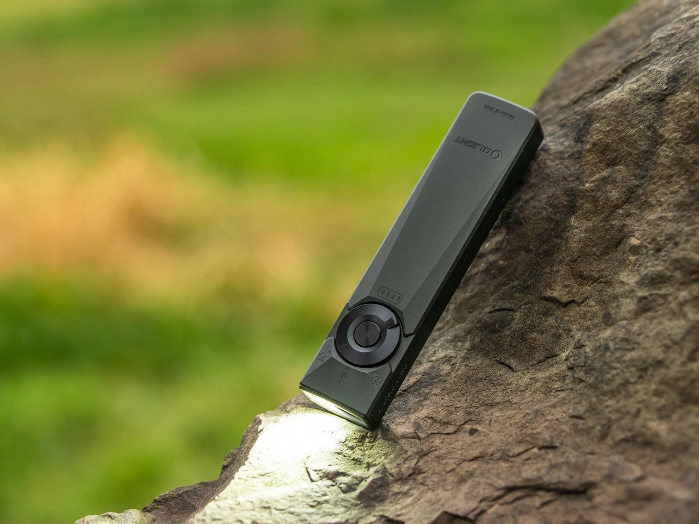 Arkfeld Ultra Olive Grey Zaklamp - Olight
