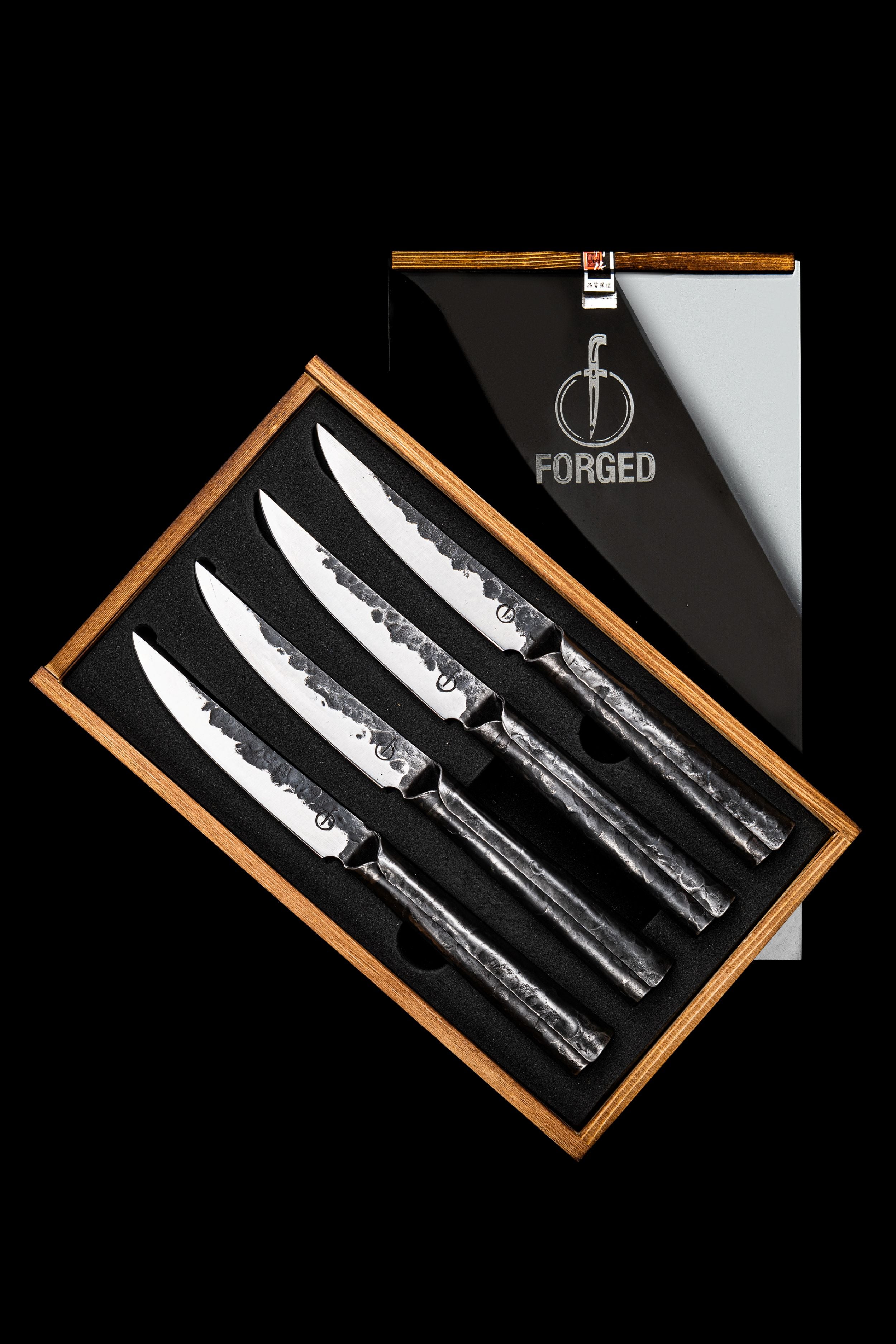 Forged Brute Steakmessen