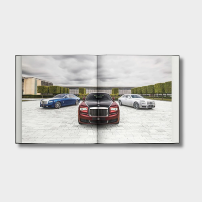 Koffietafelboek Rolls-Royce Motor Cars, Making a Legend van Simon Van Booy, Harvey Briggs en Mariona Vilarós