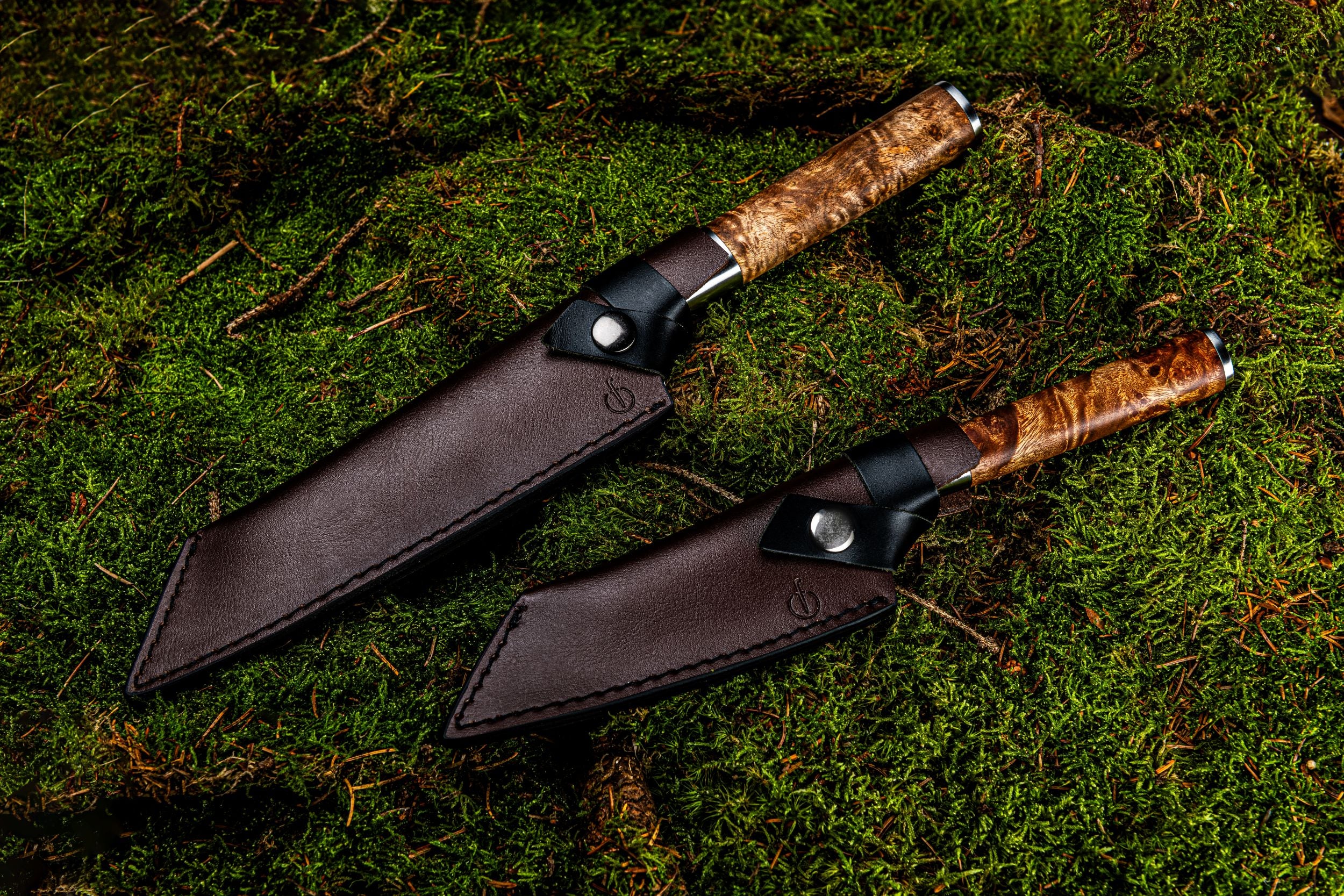 Forged VG10 Bunka Wortelhout messenset met lederen hoesjes